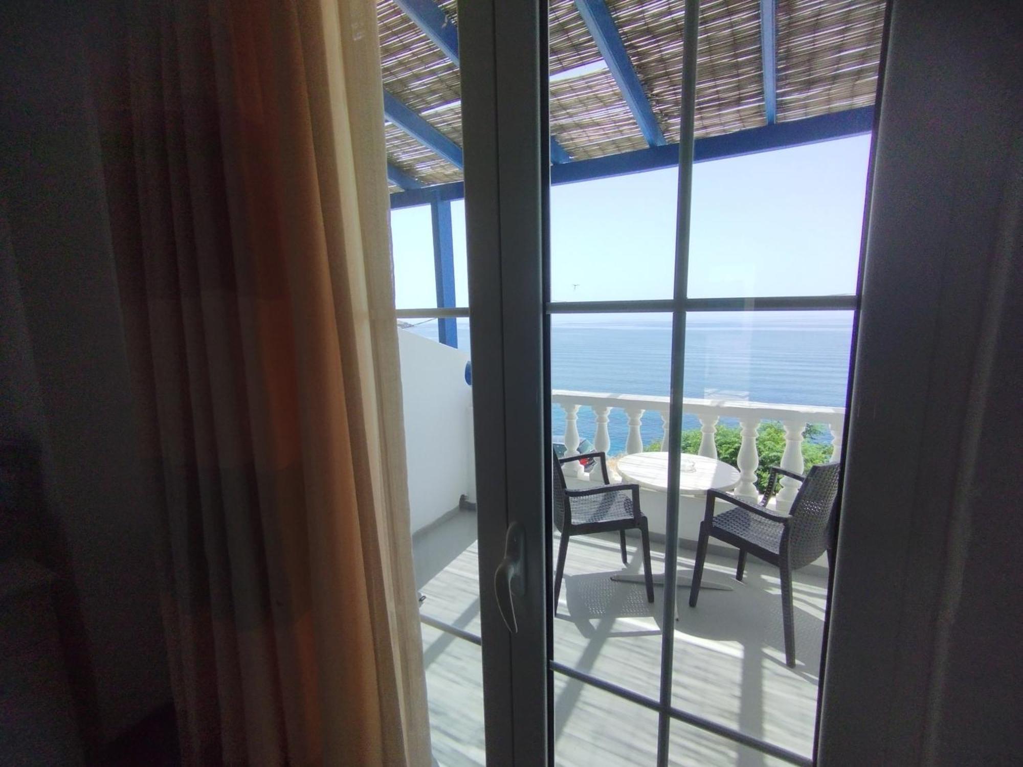 Marisini Sea View Batsi Exterior foto